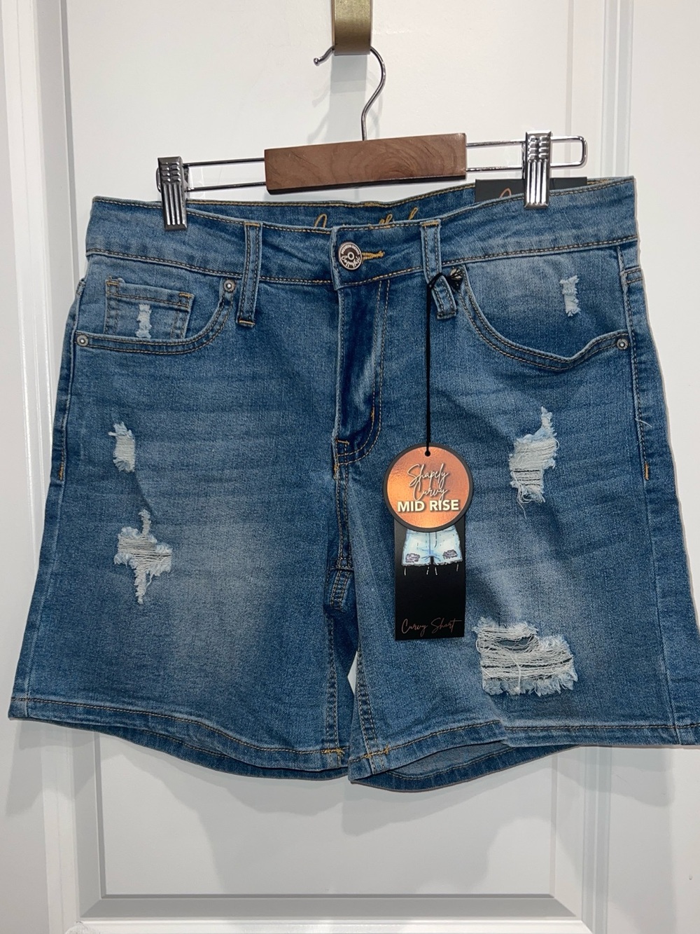 Copperflash Mid Rise Distressed Denim Jean Curvy Shorts Size 6 NWT